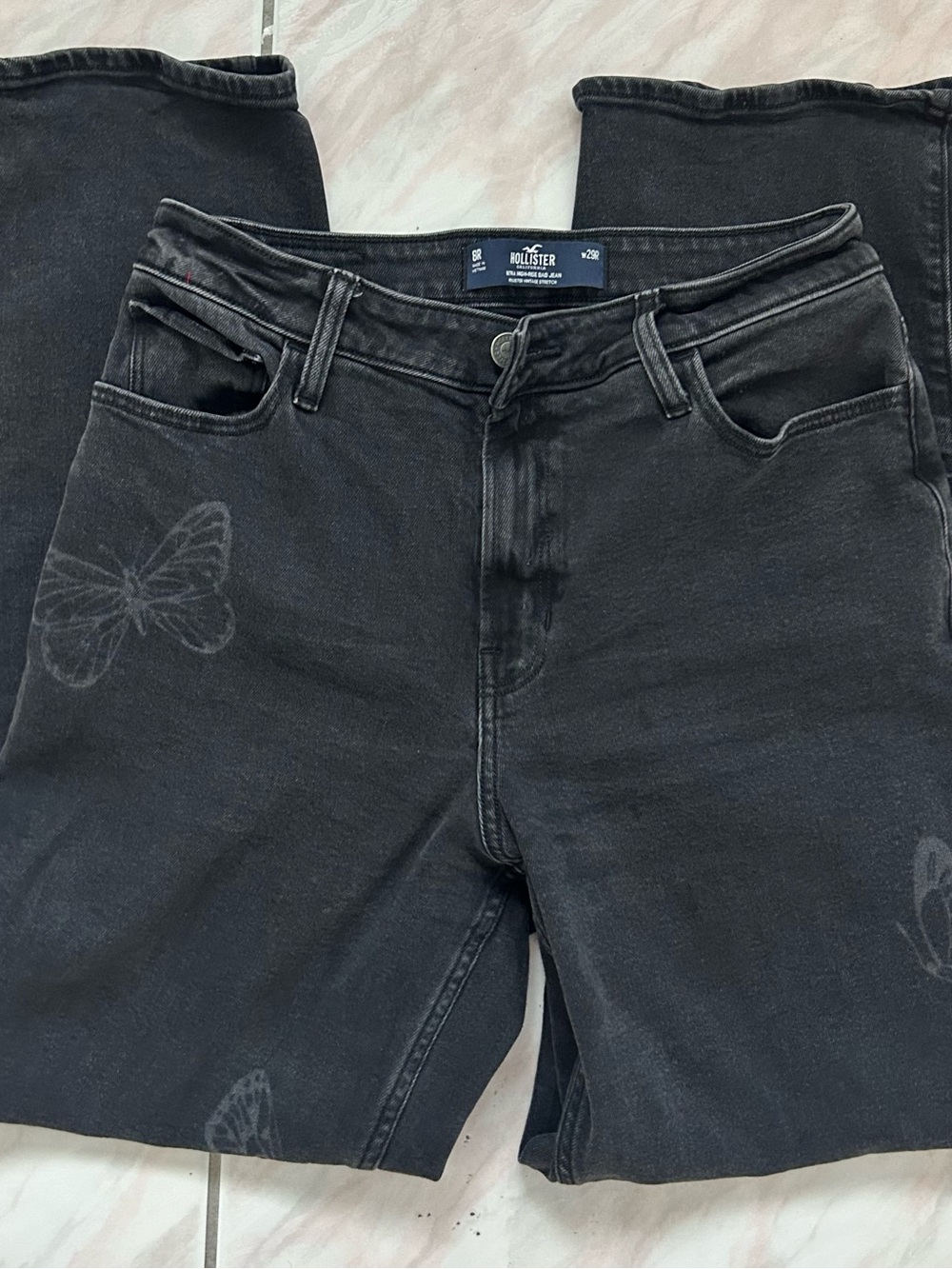 Hollister women Black Straight Jeans with Subtle Butterfly Print